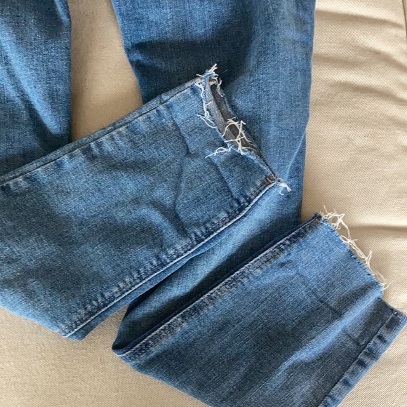 Old Navy Rockstar Super Skinny high rise button fly light wash distressed jeans - Picture 16 of 16